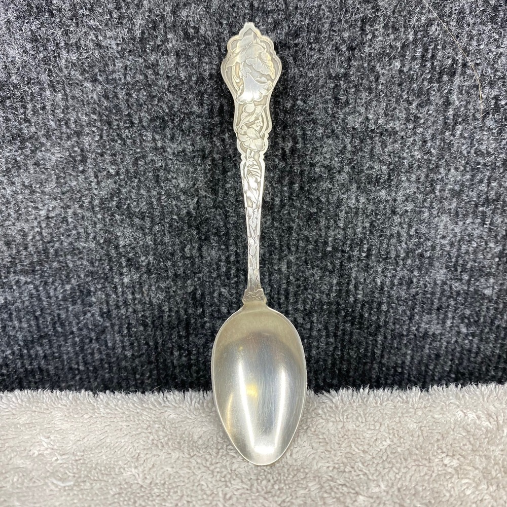 Paye & Baker Sterling Silver Art Nouveau Floral Teaspoon Antique P&B Hallmark